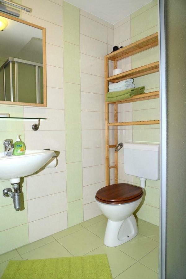 Apartmaji Rabic ボーヒニ エクステリア 写真