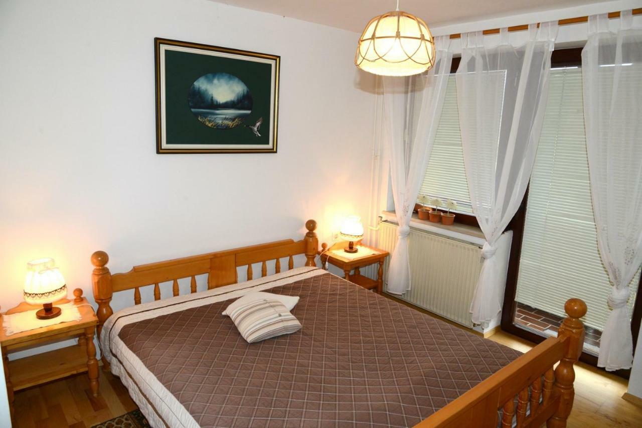 Apartmaji Rabic ボーヒニ エクステリア 写真