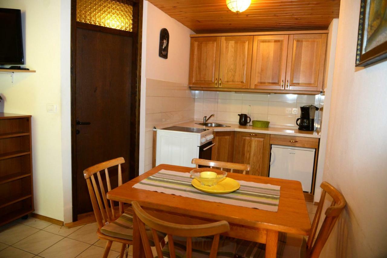 Apartmaji Rabic ボーヒニ エクステリア 写真